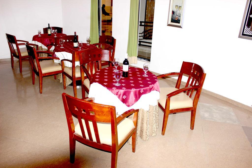 Hotel Lubumbashi Exteriör bild