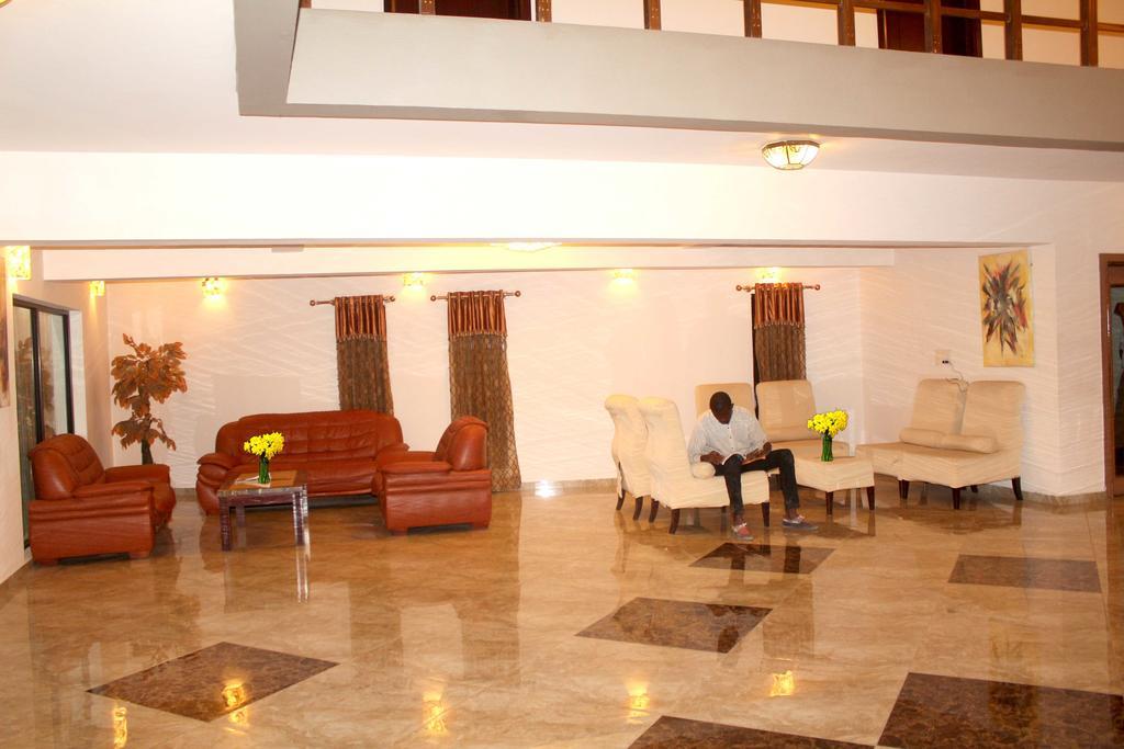 Hotel Lubumbashi Exteriör bild