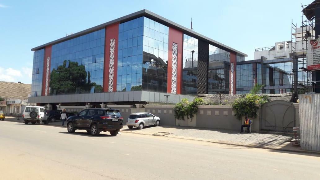 Hotel Lubumbashi Exteriör bild