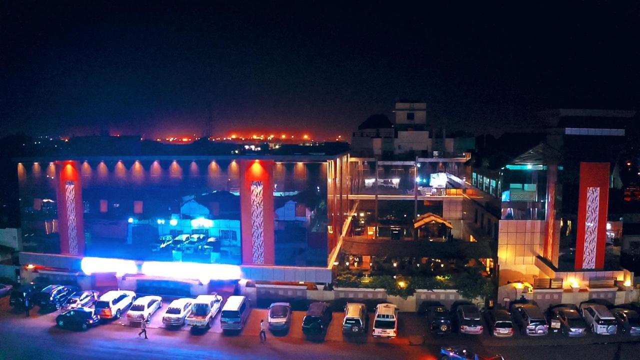 Hotel Lubumbashi Exteriör bild